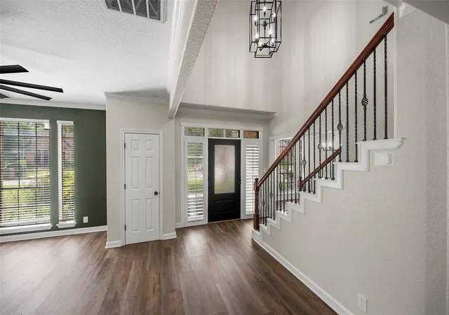 Photo 3 of Single family home for sale at 6786 Kestrel Ct, Houston, TX 77069 | MLS# 87657093 | Listing updated on 2026-09-20