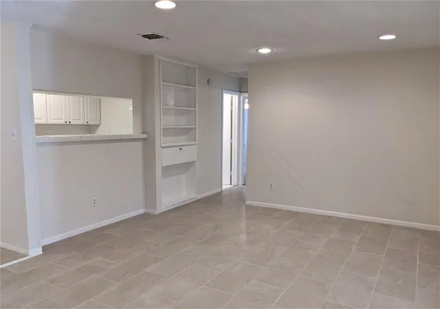 4th image of 704 E 22Nd St, Houston, TX 77008 | MLS# 97621372