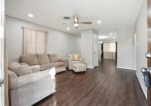 2nd image of 3517 Longwood Dr, Pasadena, TX 77503 | MLS# 90628880