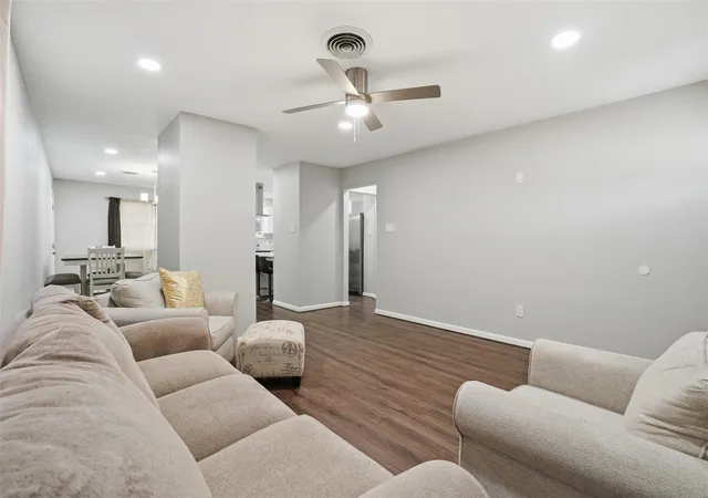 3rd image of 3517 Longwood Dr, Pasadena, TX 77503 | MLS# 90628880