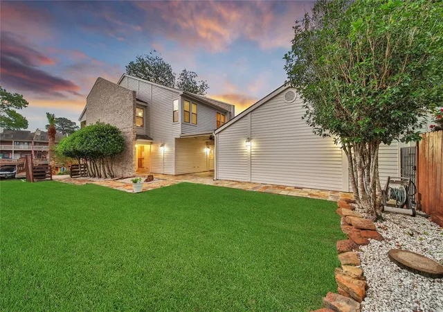 Photo 4 of Single family home for sale at 734 Lake View Dr, Montgomery, TX 77356 | MLS# 94996015 | Listing updated on 2026-09-12