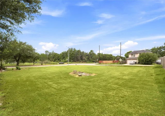 Photo 1 of Sale Pending at 0 Woodward St, Houston, TX 77051 | MLS# 48336141 | Listing updated on 2026-09-26