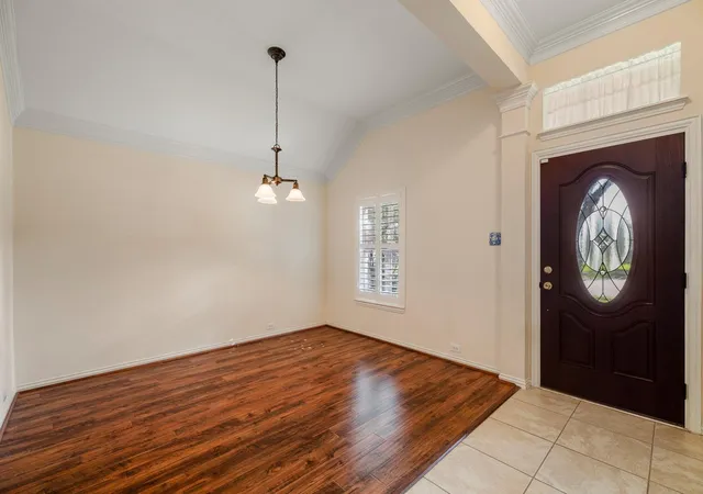 Photo 4 of Single family home for sale at 20014 Queens Oak Ct, Spring, TX 77379 | MLS# 52944088 | Listing updated on 2026-10-07