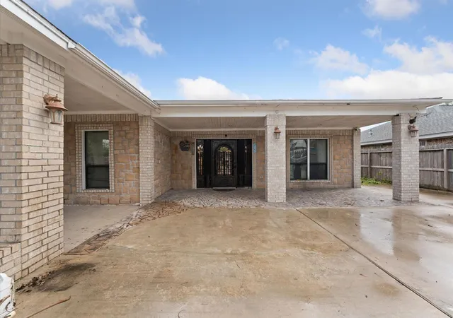 Photo 3 of Single family home for sale at 14022 Greenville St, Houston, TX 77015 | MLS# 37582834 | Listing updated on 2026-08-05