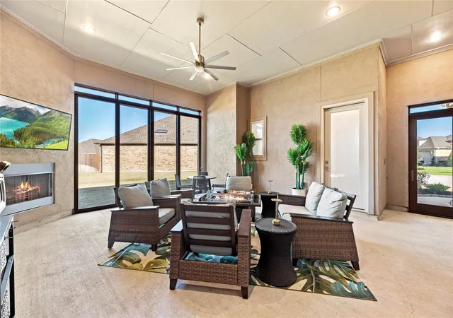 4th image of 10703 Hilltop Harbor Wy, Cypress, TX 77433 | MLS# 50341616