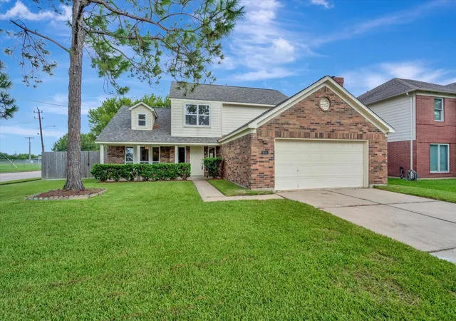 1st image of 803 Island Meadow Ct, Houston, TX 77062 | MLS# 66694435