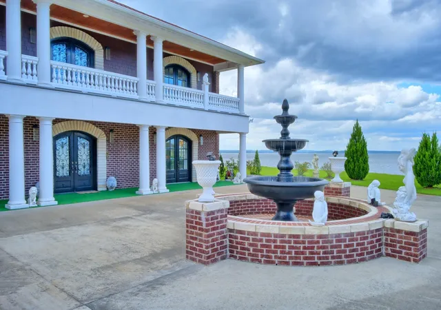 Photo 1 of Single family home for sale at 320 Cypress Village Dr, Many, LA 71449 | MLS# 56069619 | Listing updated on 2026-07-18