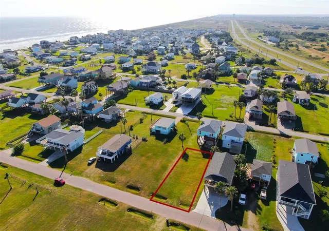 Photo 1 of Land for sale at 4024a Surf Dr, Galveston, TX 77554 | MLS# 81361076 | Listing updated on 2026-07-04