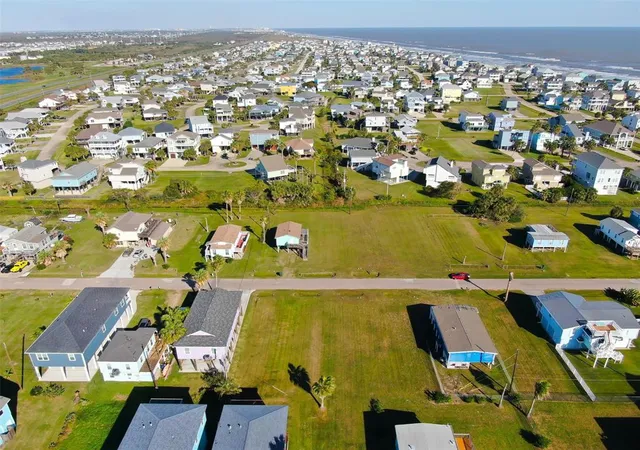 Photo 3 of Land for sale at 4024a Surf Dr, Galveston, TX 77554 | MLS# 81361076 | Listing updated on 2026-07-04