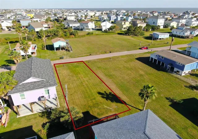 Photo 4 of Land for sale at 4024a Surf Dr, Galveston, TX 77554 | MLS# 81361076 | Listing updated on 2026-07-04