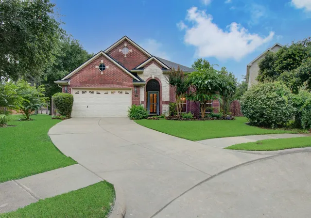 2nd image of 14403 Red Tailed Hawk Ln, Houston, TX 77044 | MLS# 17259809