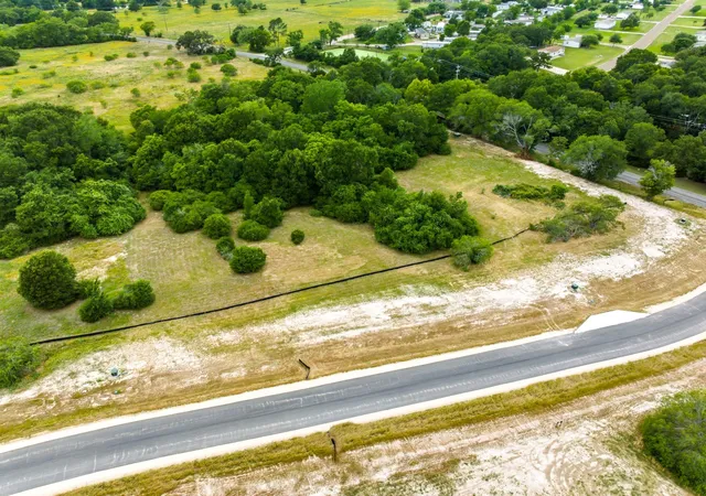 3rd image of 10704 Cook Crossing, College Station, TX 77845 | MLS# 92615742