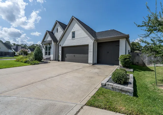 2nd image of 9403 Coleraine Ct, Tomball, TX 77375 | MLS# 47929228
