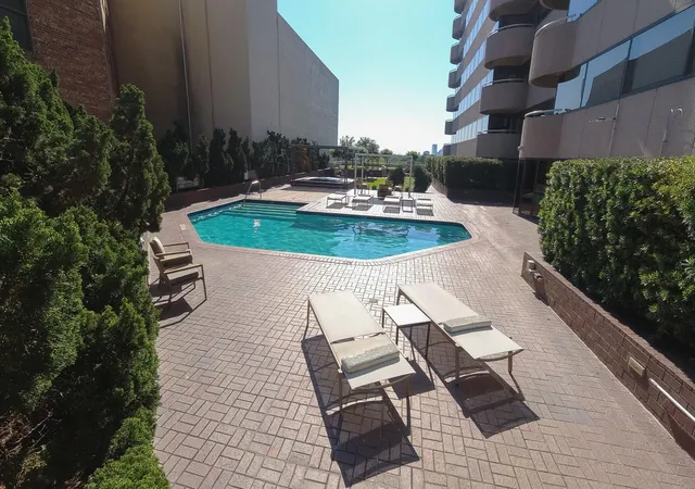 2nd image of 5000 Montrose Blvd, Houston, TX 77006