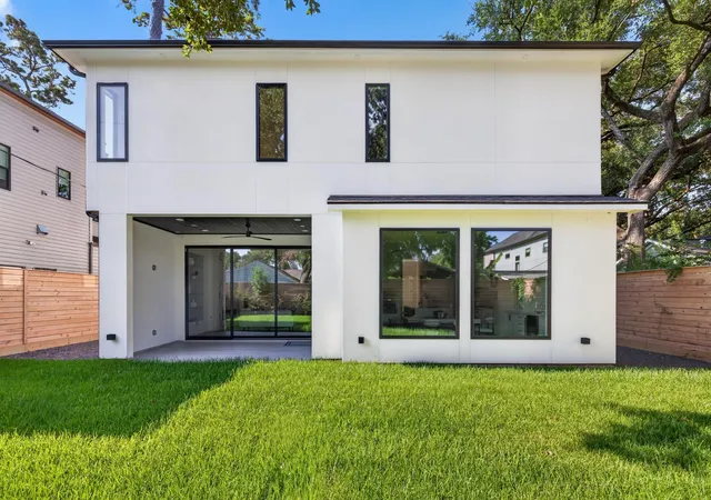 19th image of 1014 Gardenia Dr, Houston, TX 77018 | MLS# 12364942
