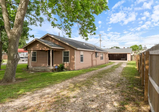 Homes for sale in Bay City, TX | 3320 Brooks Avene, Bay City, TX 77414 | MLS# 43955603