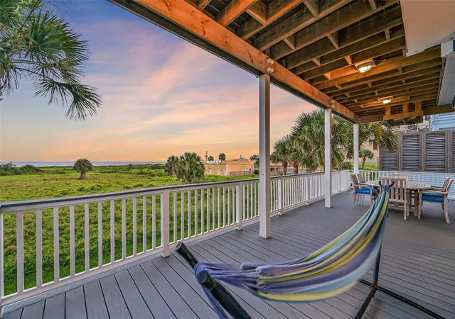 Photo 4 of Single family home for sale at 14458 Spyglass Cir, Galveston, TX 77554 | MLS# 39780640 | Listing updated on 2026-09-15