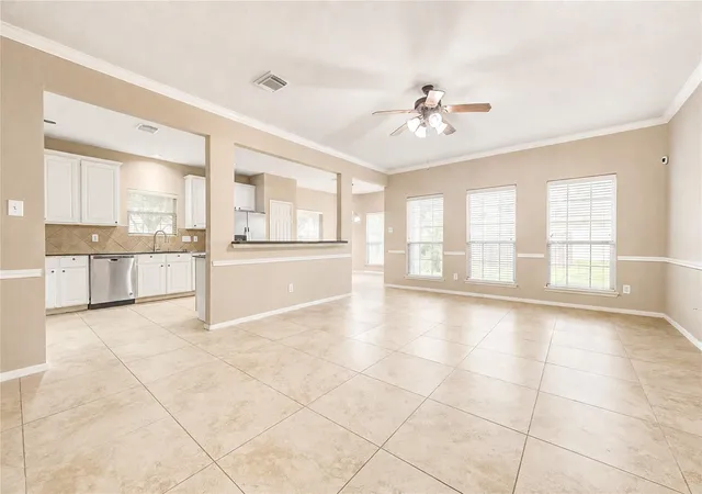 Photo 3 of Single family home for sale at 14009 Hollow Canyon Ln, Rosharon, TX 77583 | MLS# 39197498 | Listing updated on 2026-09-15