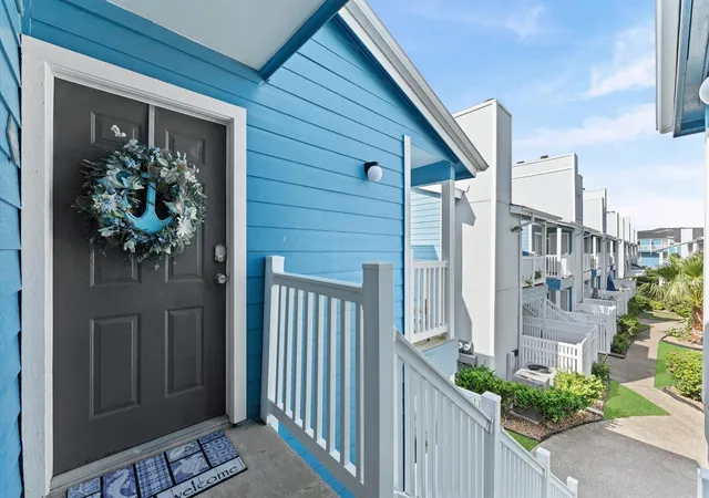 4th image of 3506 Cove View Blvd #812, Galveston, TX 77554 | MLS# 20184920