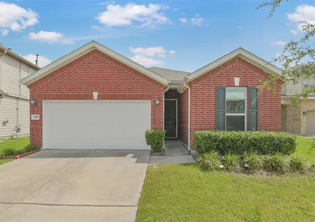 Photo 1 of Sale Pending at 2511 Yellow Buckeye Ct, Houston, TX 77038 | MLS# 21100047 | Listing updated on 2026-09-22