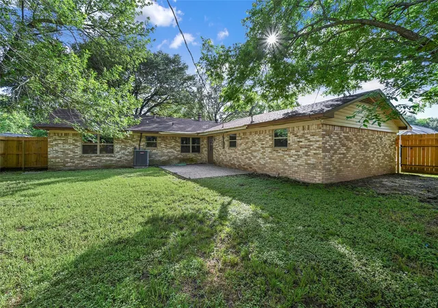 Homes for sale in Navasota, TX | 812 Victoria St, Navasota, TX 77868 | MLS# 64816132