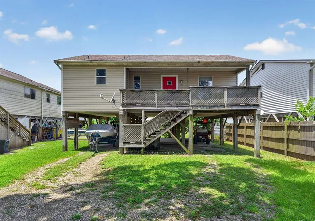 1st image of 522 Oklahoma Ave, Bacliff, TX 77518 | MLS# 25673483