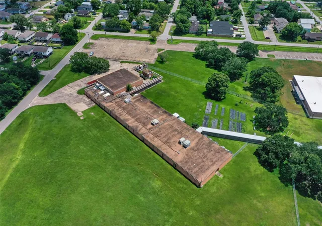 35th image of 522 Oklahoma Ave, Bacliff, TX 77518 | MLS# 25673483