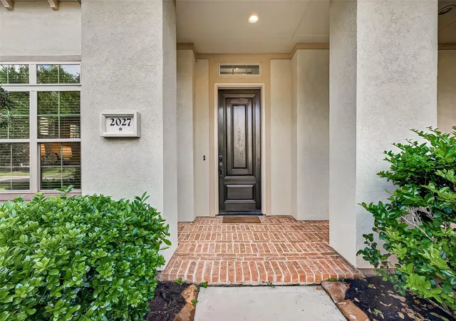 Photo 3 of Single family home for sale at 2027 Baker Ests Dr, Houston, TX 77094 | MLS# 78554298 | Listing updated on 2026-08-31