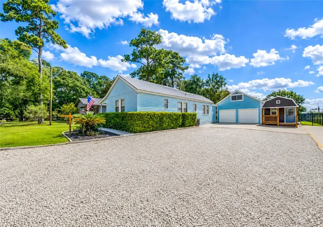2nd image of 409 Dunnam Ave, Cleveland, TX 77327 | MLS# 7996864