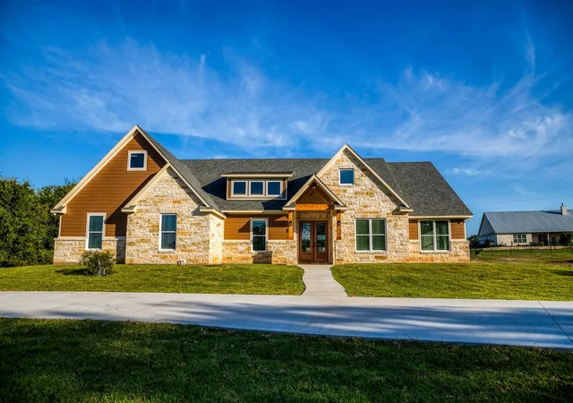 2nd image of 215 Carey Dr, Brenham, TX 77833 | MLS# 24179631