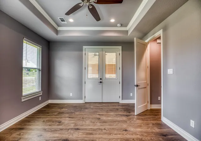 30th image of 215 Carey Dr, Brenham, TX 77833 | MLS# 24179631