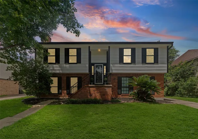 Photo 1 of Single family home for sale at 15819 Maple Manor Dr, Houston, TX 77095 | MLS# 50186055 | Listing updated on 2026-09-18