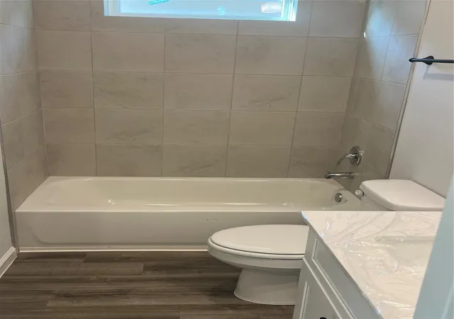 Photo 3 of Single family home for sale at 9608 Jenny Park Pl, Houston, TX 77078 | MLS# 59707643 | Listing updated on 2026-09-20