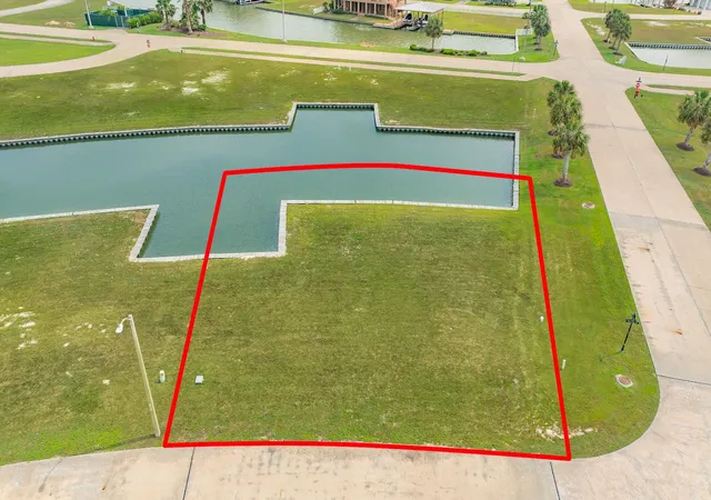 3rd image of 21 Big Torch, Hitchcock, TX 77563 | MLS# 7073636