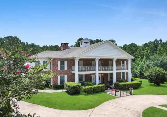 Photo 3 of Single family home for sale at 1800 S Magnolia St, Woodville, TX 75979 | MLS# 64189921 | Listing updated on 2026-08-25