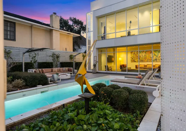 4th image of 1509 Banks St, Houston, TX 77006 | MLS# 12153925