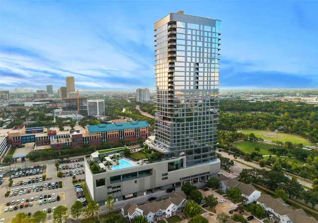 1st image of 1711 Allen Pkwy #2503, Houston, TX 77019 | MLS# 30387346