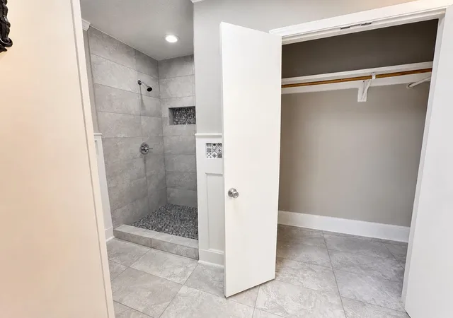 Photo 2 of Single family home for sale at 114 W Lobit St, Baytown, TX 77520 | MLS# 58989866 | Listing updated on 2026-08-24