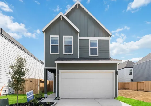 1st image of 7815 Inwood Hills Ln, Houston, TX 77088 | MLS# 75224928