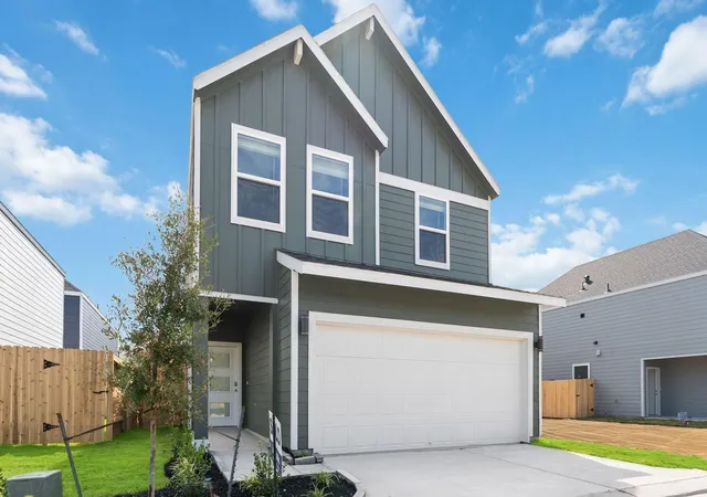 2nd image of 7815 Inwood Hills Ln, Houston, TX 77088 | MLS# 75224928