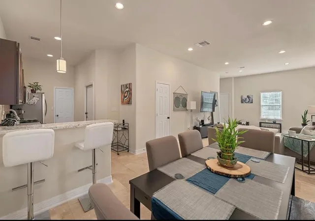 Photo 4 of Single family home for sale at 1524 Evelyn St, Houston, TX 77009 | MLS# 88311520 | Listing updated on 2026-06-18