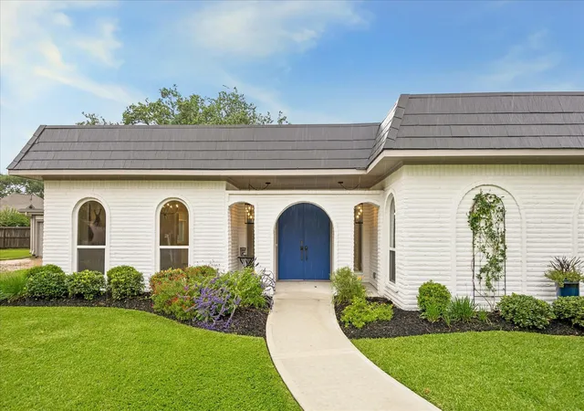 1st image of 3007 Montford Ct, Sugar Land, TX 77478 | MLS# 12991007