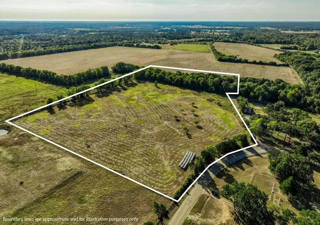 Photo 2 of Sale Pending at 460 County Road 328, Caldwell, TX 77836 | MLS# 92146669 | Listing updated on 2026-08-24