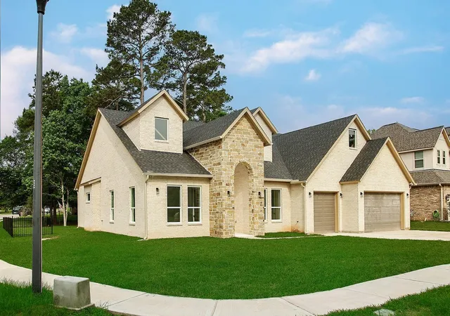 5th image of 1511 Cafe Dumonde, Conroe, TX 77304 | MLS# 57940835