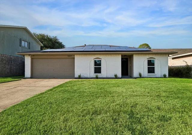 Single family home for sale at 9807 Sparrow St, La Porte, TX 77571 | MLS# 58459264