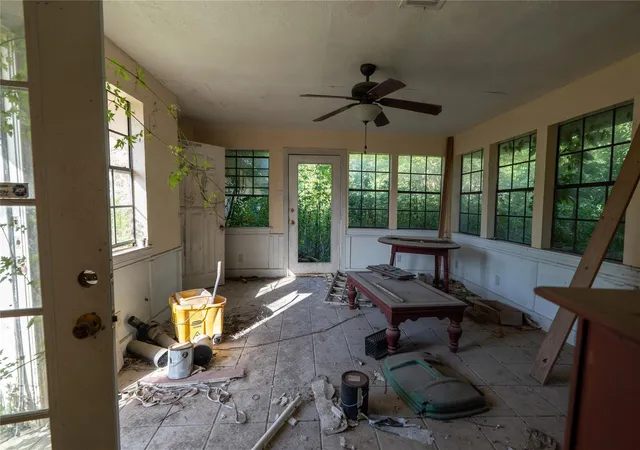 Photo 4 of Single family home for sale at 9006 Blueberry St, Houston, TX 77049 | MLS# 31423944 | Listing updated on 2026-08-25