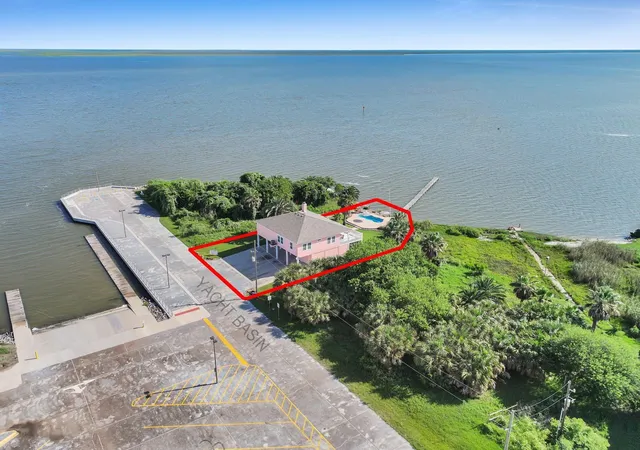 Homes for sale in Gilchrist, TX | 1300 Yacht Basin, Gilchrist, TX 77617 | MLS# 10948052