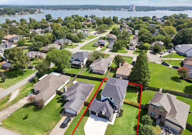 Photo 2 of Sale Pending at 10814 Windswept, Montgomery, TX 77356 | MLS# 91086319 | Listing updated on 2026-09-18