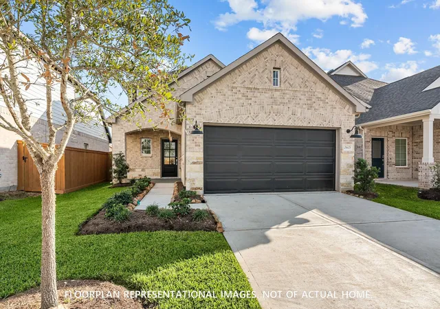 Photo 3 of Sale Pending at 16835 Cockspur Hawthrone Ln, New Caney, TX 77357 | MLS# 3545738 | Listing updated on 2026-09-14