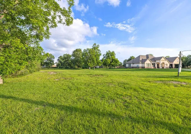 Photo 1 of Land for sale at 906 E Archer Rd, Baytown, TX 77521 | MLS# 21270288 | Listing updated on 2026-07-21